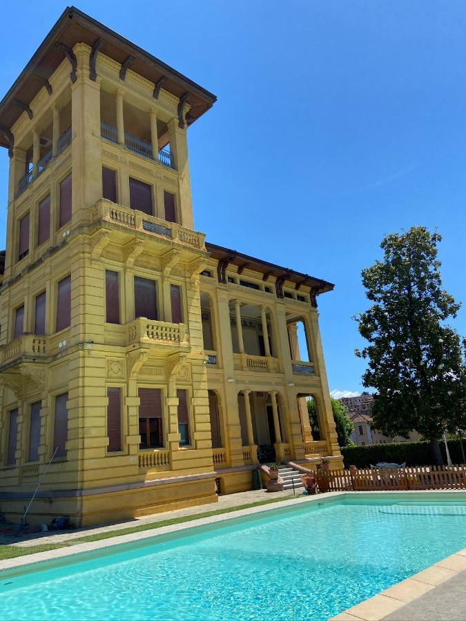 Villa Moorings Barga Exterior foto